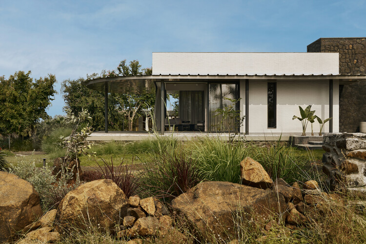 Pavilion House / The Architecture Company (TAC) - More Images