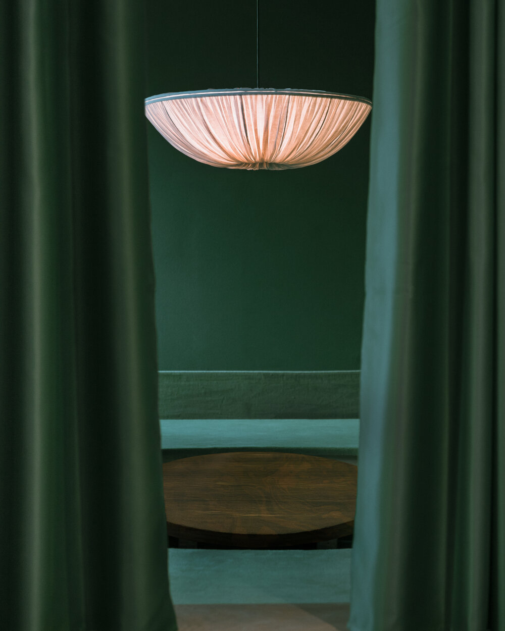 giorgia longoni studio channels retro japanese jazz cafés with 360-degree sound bar in milan