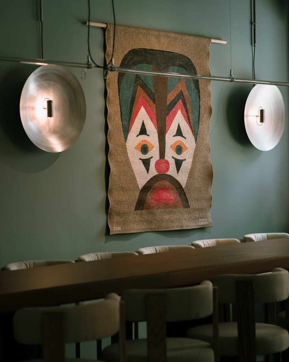giorgia longoni studio channels retro japanese jazz cafés with 360-degree sound bar in milan