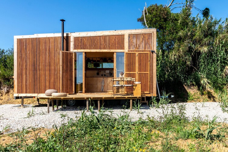 Between Wood Craftsmanship and Small-Space Design: Discovering the Work of Madeiguincho in Portugal - Image 10 of 22