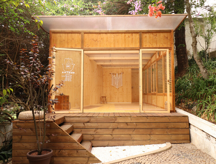 Between Wood Craftsmanship and Small-Space Design: Discovering the Work of Madeiguincho in Portugal - Image 19 of 22