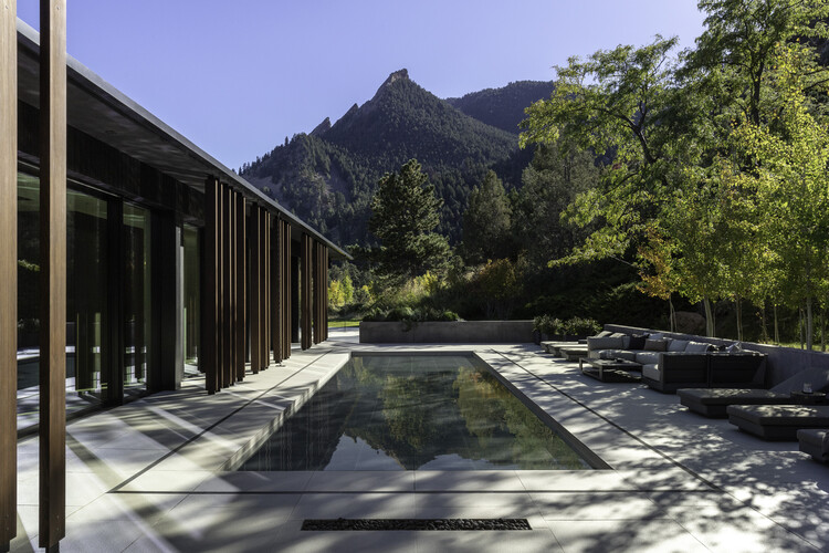 Panorama House / Studio B Architecture + Interiors - Image 3 of 26