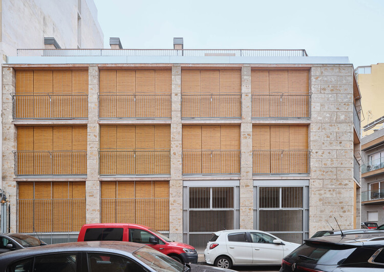 Social Housing Units 2104 / HARQUITECTES - Exterior Photography, Concrete