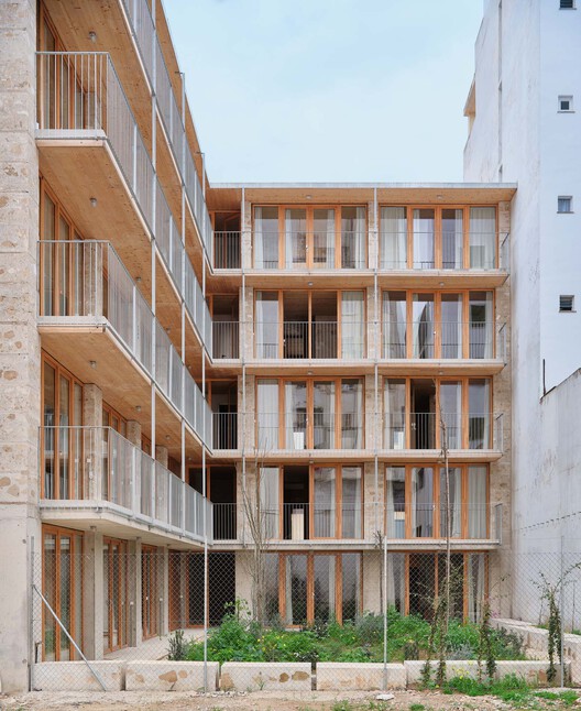 Social Housing Units 2104 / HARQUITECTES - Exterior Photography, Wood, Balcony