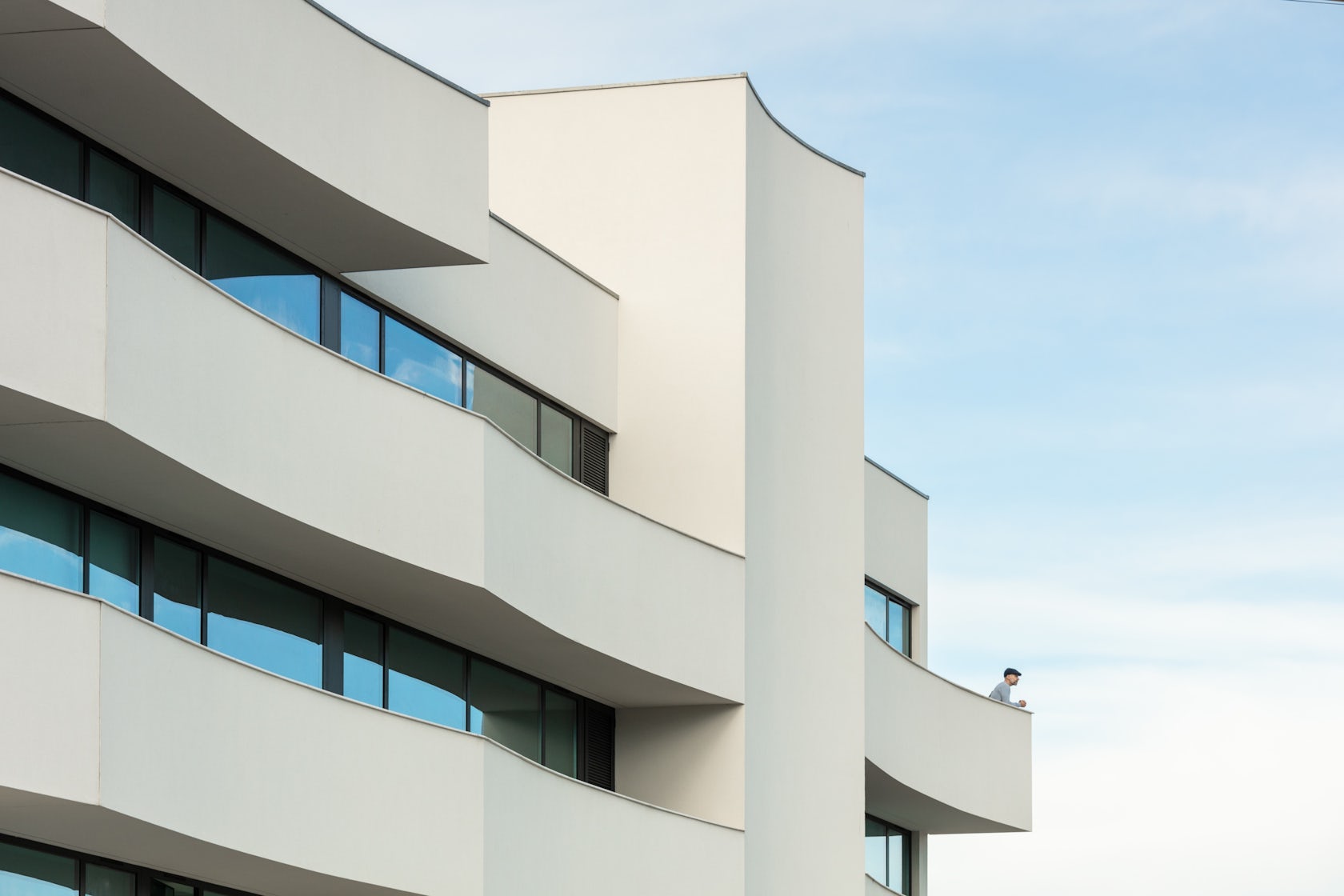 © Tiago do Vale Architects