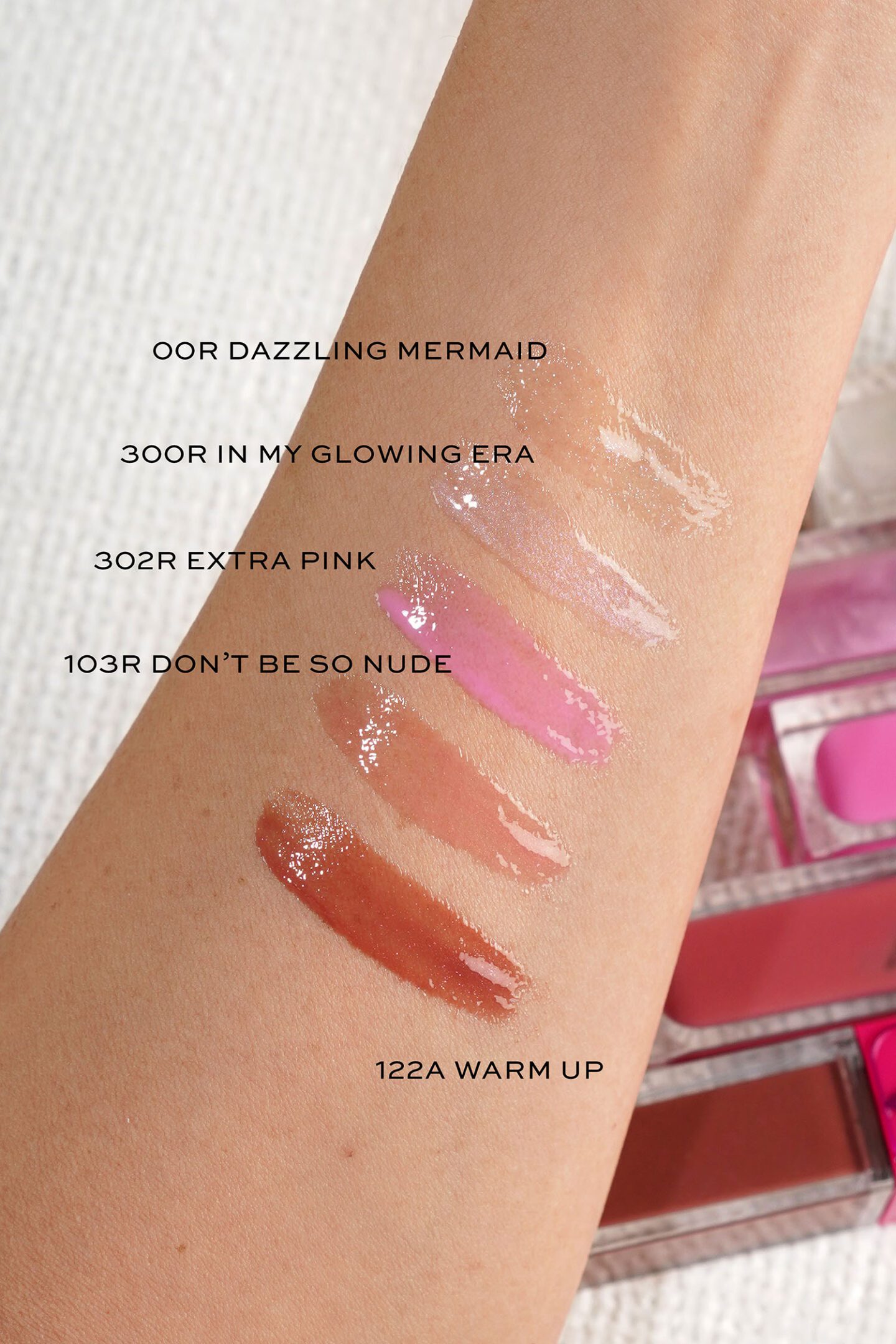 Valentino Puffer Gloss Plumping Lip Gloss swatches