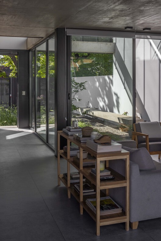 Olivos House / Estudio GLAD - Interior Photography, Wood, Chair
