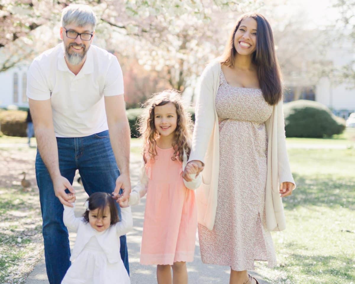 CleverCube founders Sam, Stephanie and family