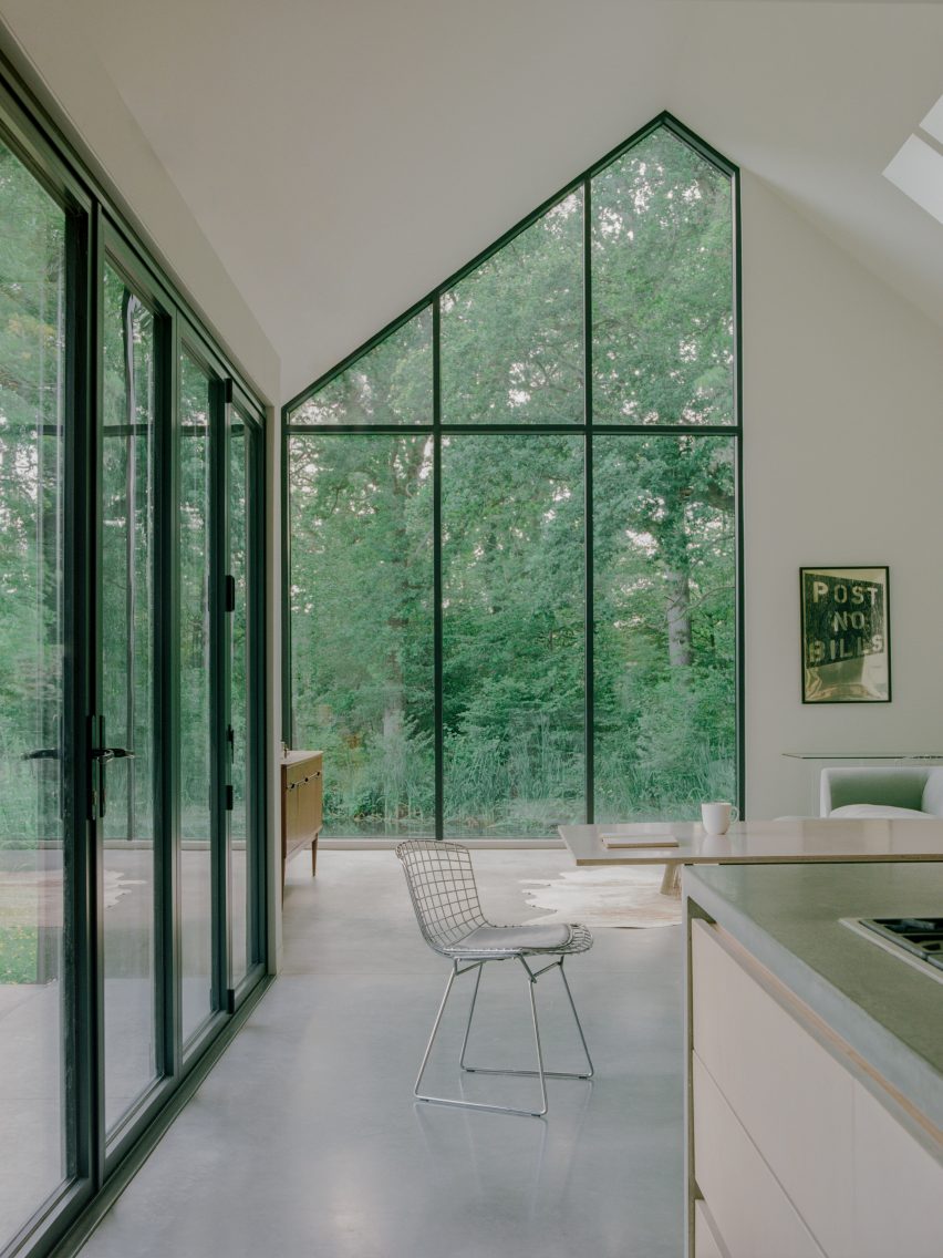 Living room of Twisted House by Andy Martin Architects