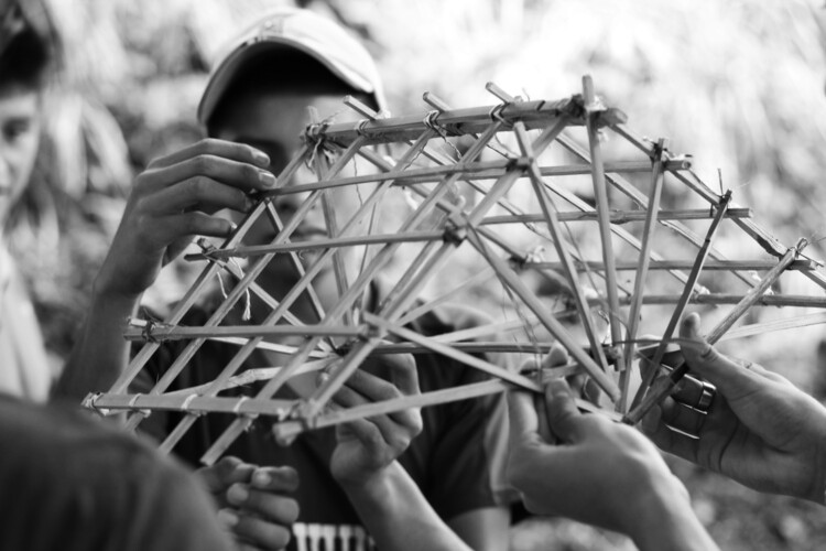 Architects as Mediators: Three Cases of Dialogue Between Communities, Governments, and Businesses in the Global South - Image 13 of 17