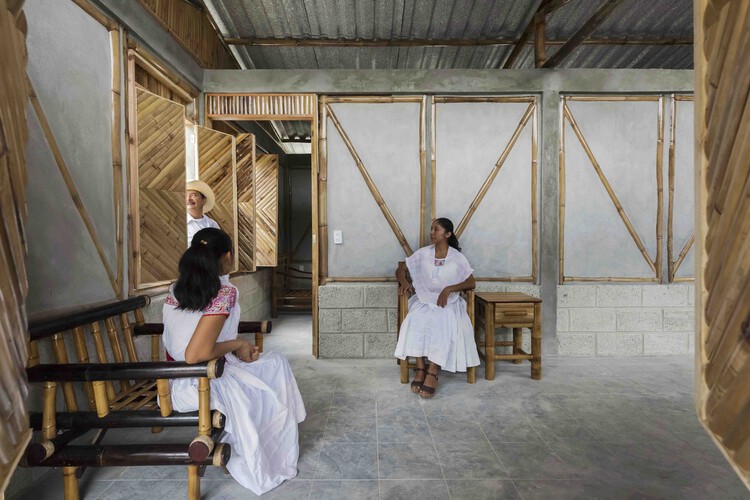 Architects as Mediators: Three Cases of Dialogue Between Communities, Governments, and Businesses in the Global South - Image 17 of 17