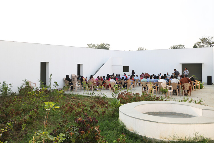Architects as Mediators: Three Cases of Dialogue Between Communities, Governments, and Businesses in the Global South - Image 8 of 17