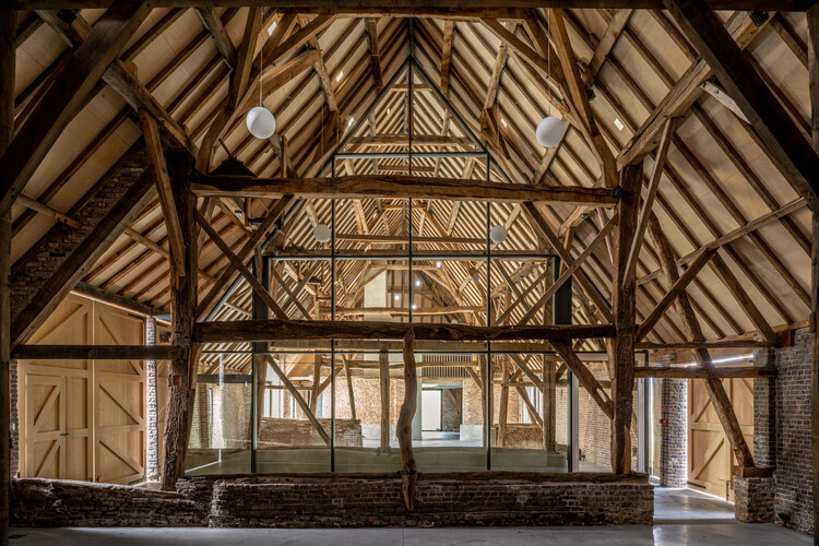 Obsolete Typologies Revived Through 17 Adaptive Reuse Projects - Image 14 of 18