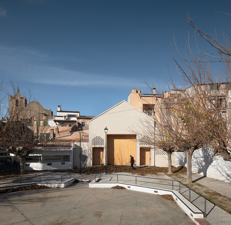 Cercle Calongí Cultural Center / Anna Prats Joan Valls - Image 2 of 16