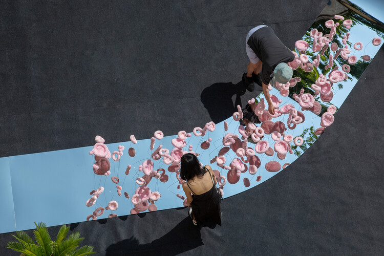 The Tasting Tongue - Art Installation / Studio Deng - More Images