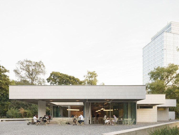 Bistro Ferdinand / Grau Architects - More Images